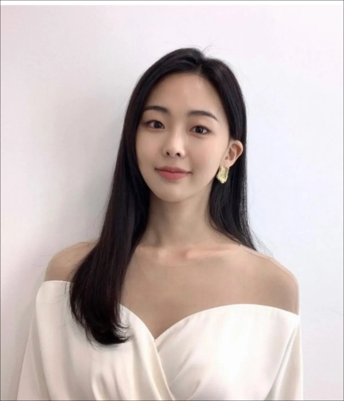 다리미-패밀리-금새록