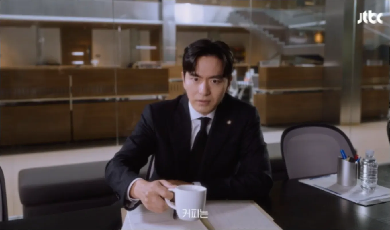 드라마-에스콰이어-이진욱